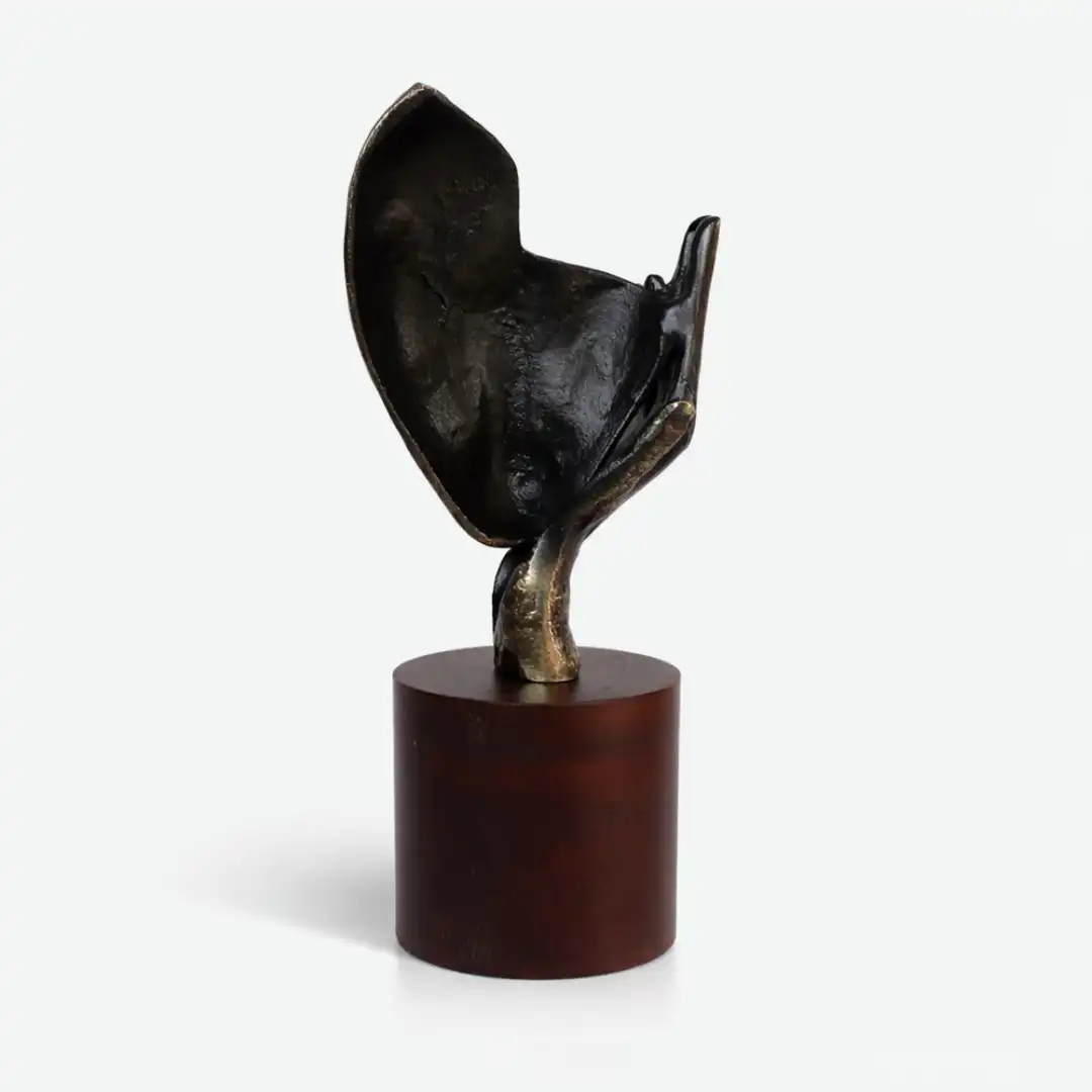 Echo of Silence Statue | Abstract Face Sculpture - Image 6